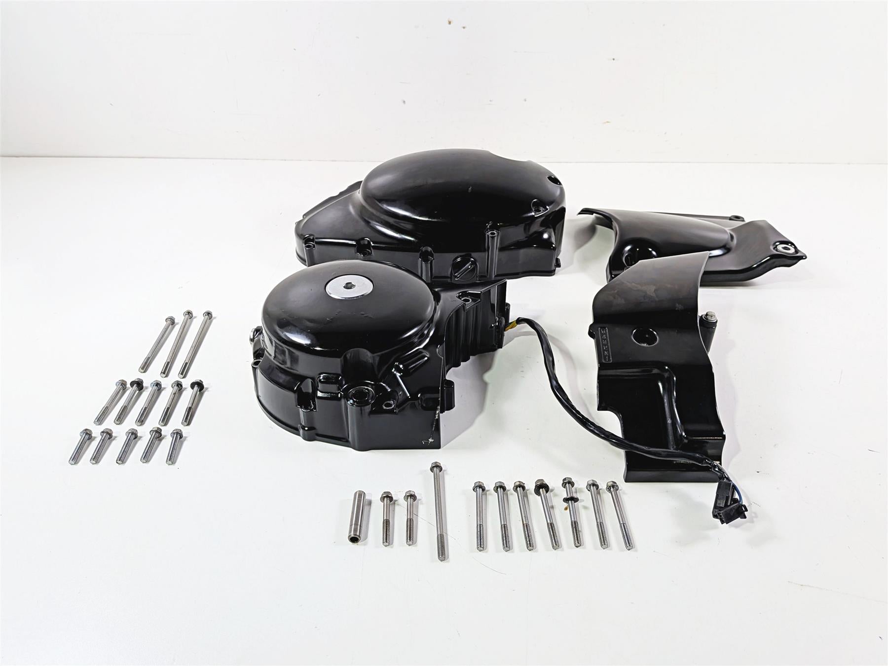 2005 Suzuki VZ800 M50 Boulevard Generator + Clutch Engine Cover Set 11340-39G00 {{ shop.shopifyCountryName }} - Mototech271