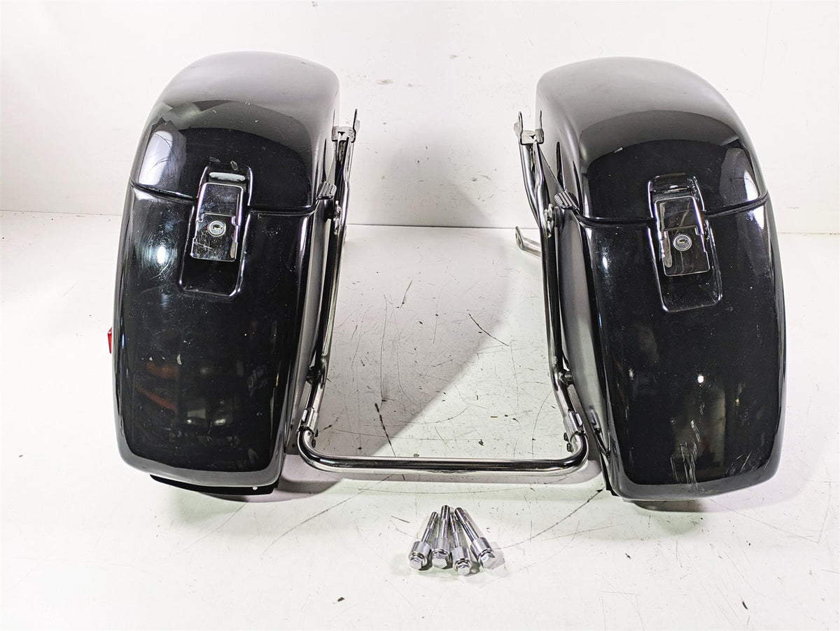 2002 Honda GL1500 CD Valkyrie Deluxe Interstate Saddlebag & Holder Set 21.152 {{ shop.shopifyCountryName }} - Mototech271