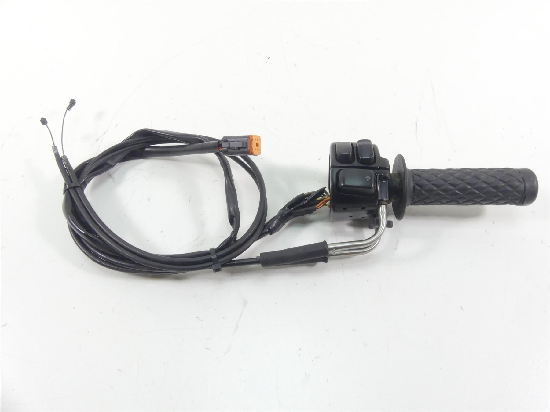 2003 Harley Dyna 100TH FXDL Low Rider Right Hand Control Switch - Read 71589-96B | Mototech271
