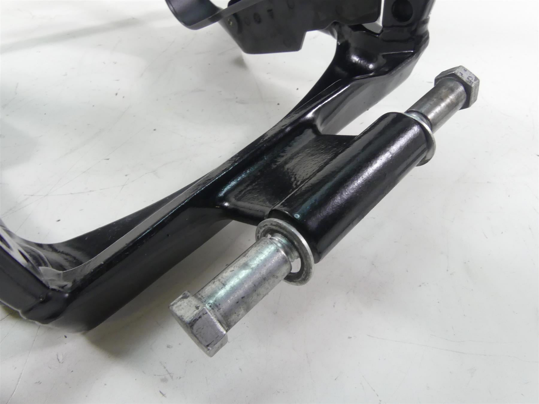 2017 Harley FLS Softail Slim Rear Swingarm Swing Arm + Guards & Axle 47573-11 {{ shop.shopifyCountryName }} - Mototech271