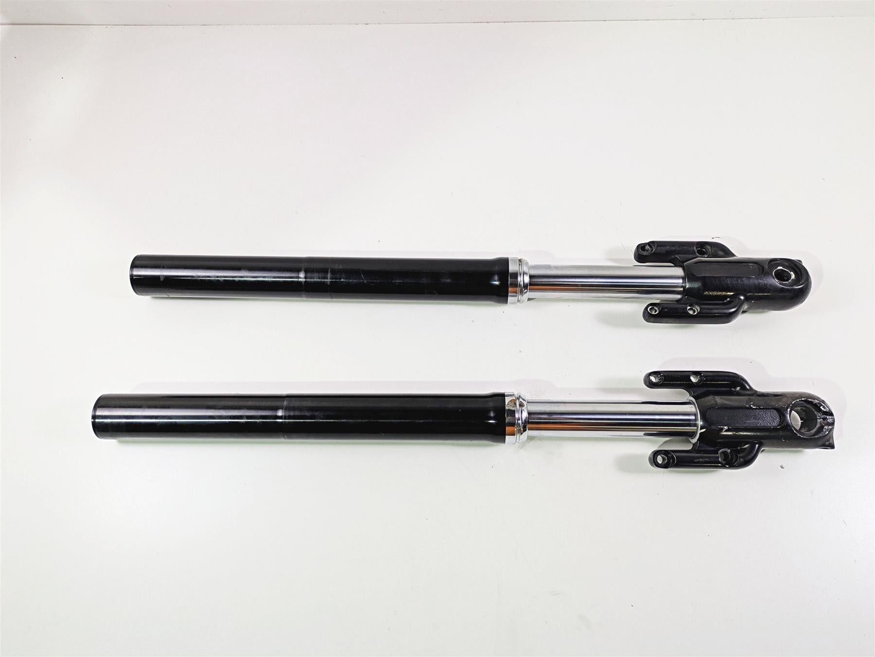 2009 Harley XR1200 Sportster Straight Front Fork Leg Set -Read 46886-08 46887-08