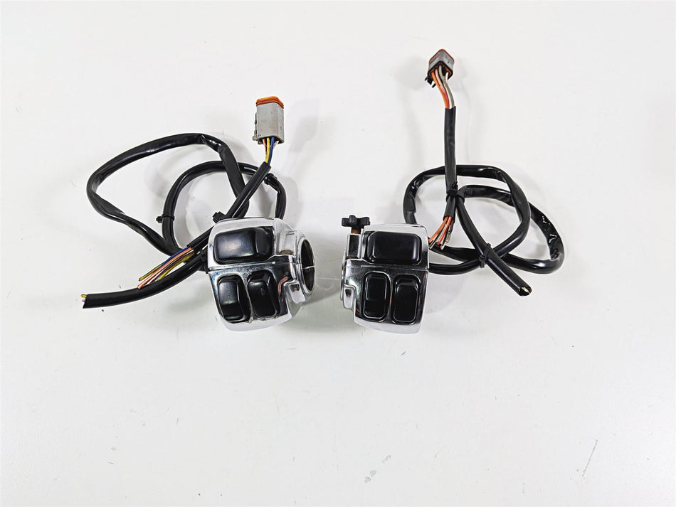 1996 Harley FLSTC Softail Heritage Left Right Hand Control Switch READ 71682-06A {{ shop.shopifyCountryName }} - Mototech271