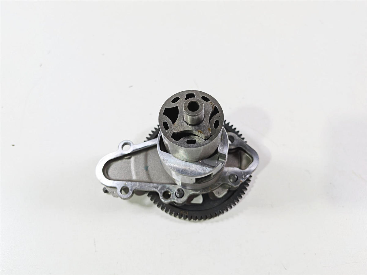2019 BMW R1250GS K50 Oil Pump From Engine With 7K only 11418394434 {{ shop.shopifyCountryName }} - Mototech271