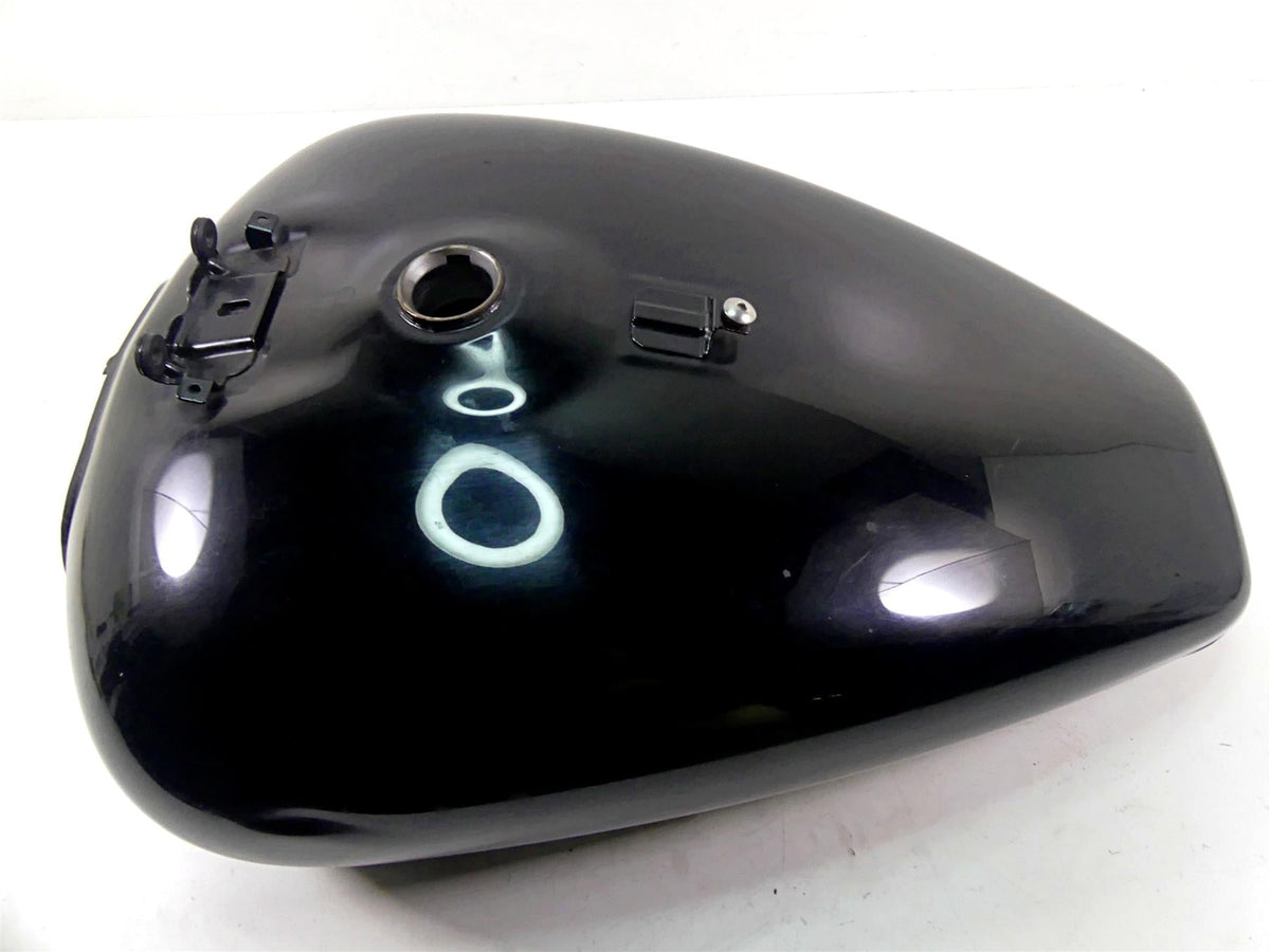 2008 Suzuki M109R VZR1800 Fuel Gas Petrol Tank Reservoir - Read 44100-48G00 {{ shop.shopifyCountryName }} - Mototech271