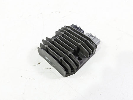2012 Yamaha XT1200 Super Tenere Rectifier Voltage Regulator 1D7-81960-00 FH012AA {{ shop.shopifyCountryName }} - Mototech271