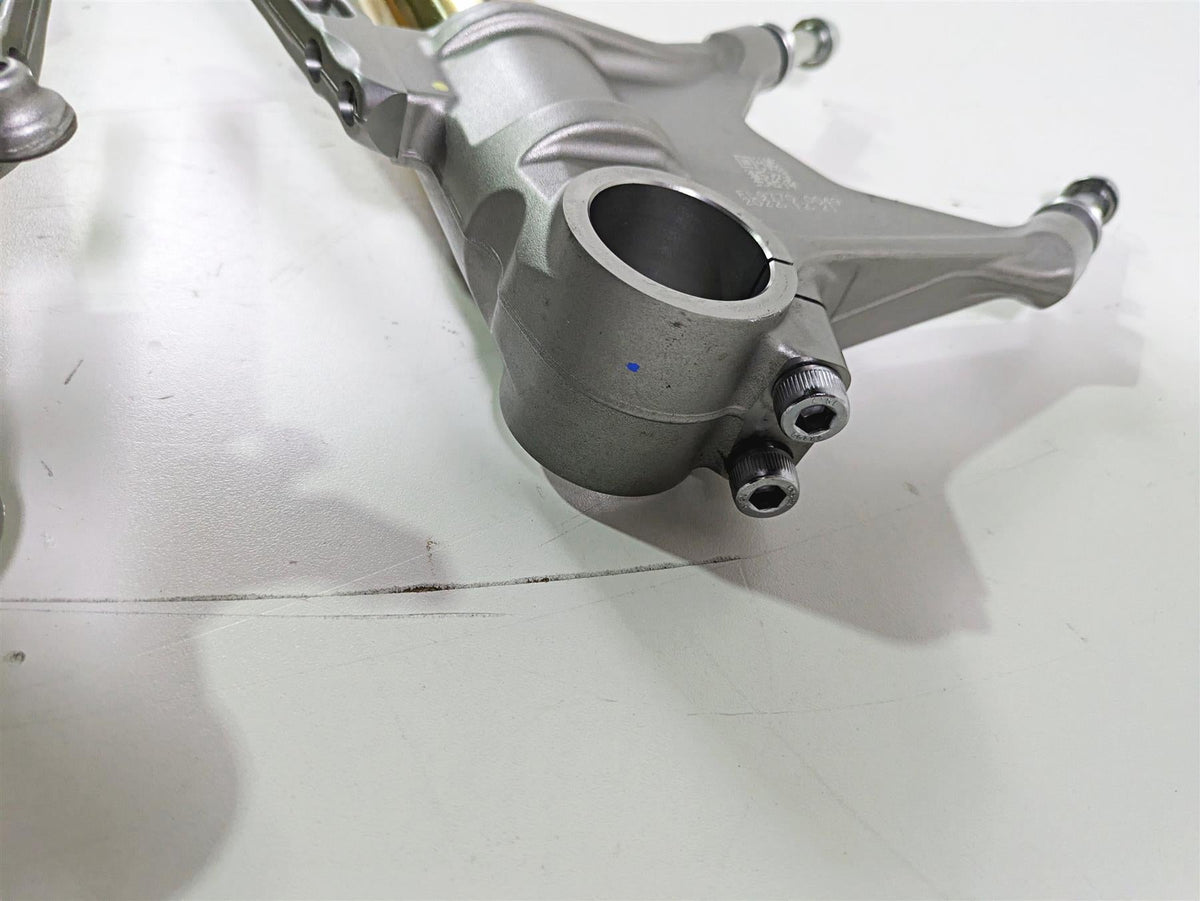 2023 Ducati Monster 937 SP Straight Ohlins Front Fork Legs 34421302A 34521302A {{ shop.shopifyCountryName }} - Mototech271