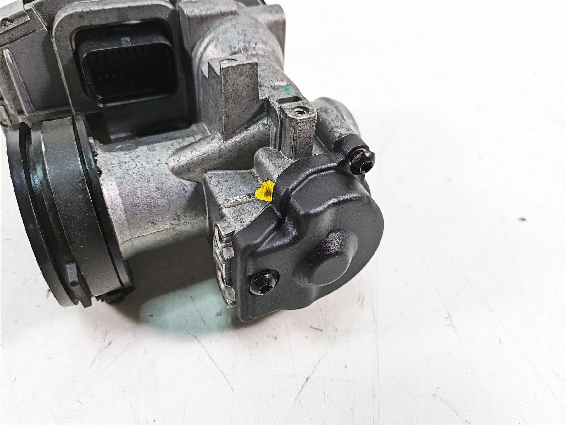 2013 Moto Guzzi V7 750 Stone Magneti Marelli Throttle Body CM228301 {{ shop.shopifyCountryName }} - Mototech271