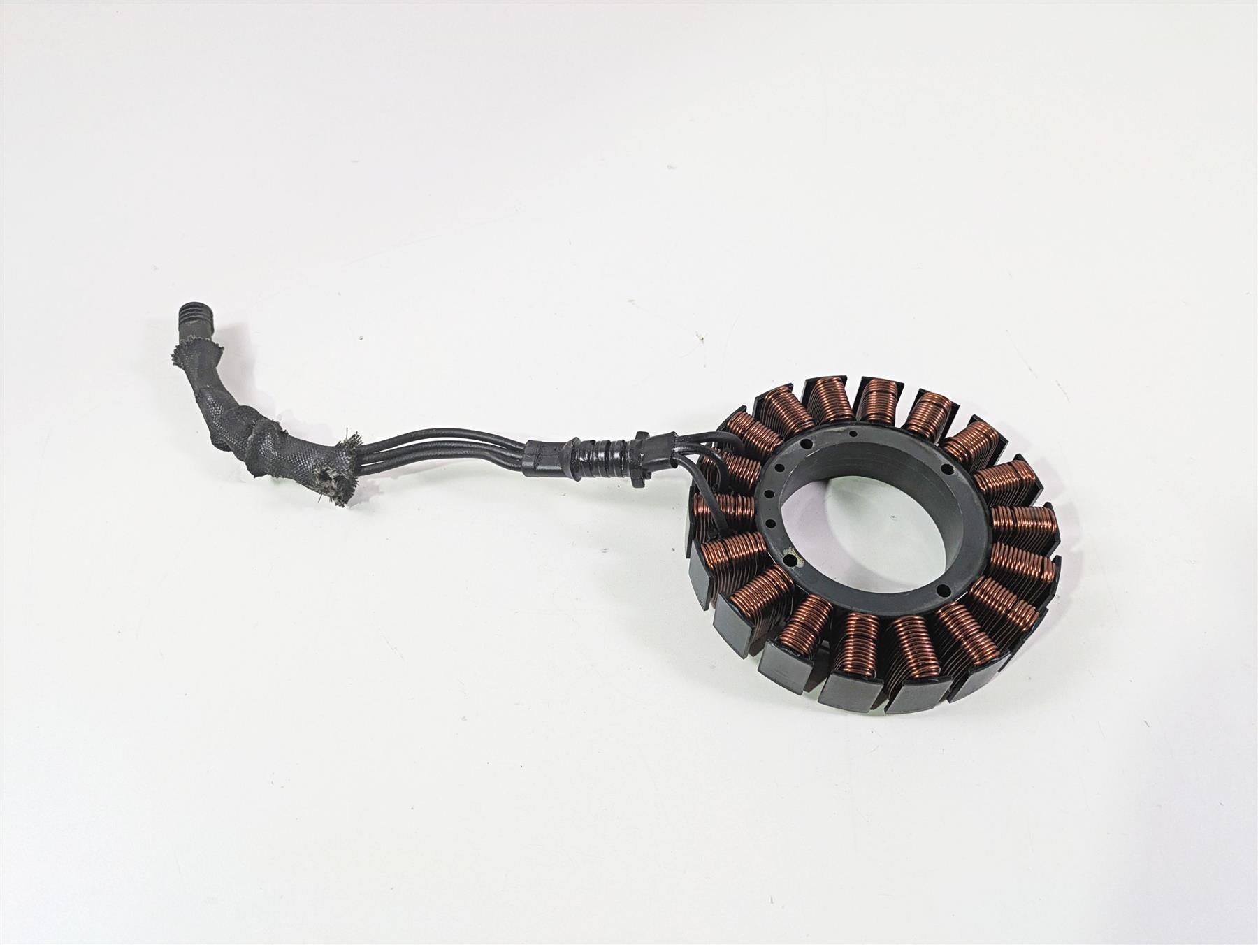 2007 Harley Touring FLHRSE CVO Road King Alternator Stator Regulator 29987-06D