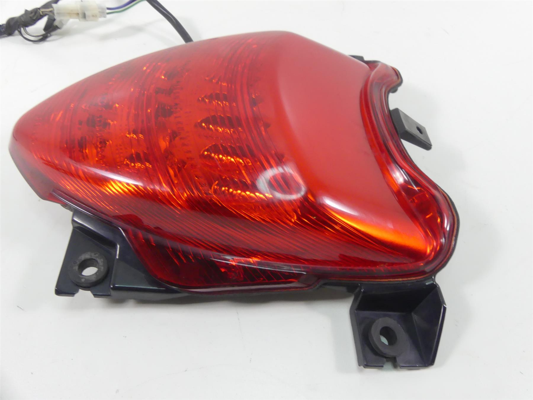 2007 Suzuki M109R VZR1800 Boulevard Taillight Tail Light Lamp Lens 35710-48G30 {{ shop.shopifyCountryName }} - Mototech271
