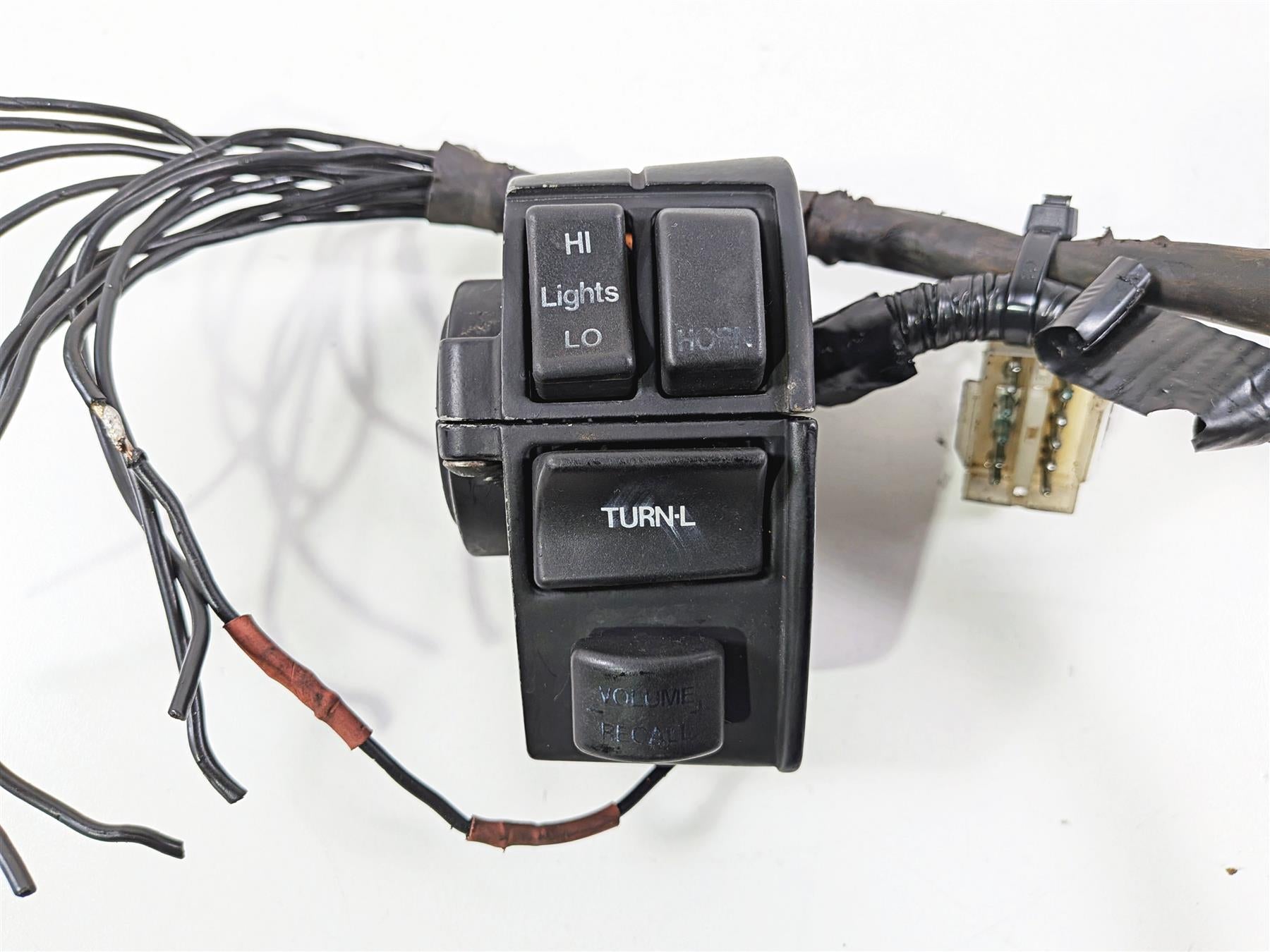 1990 Harley Touring FLHTC Electra Glide Left Hand Control Switch 71597-92 {{ shop.shopifyCountryName }} - Mototech271