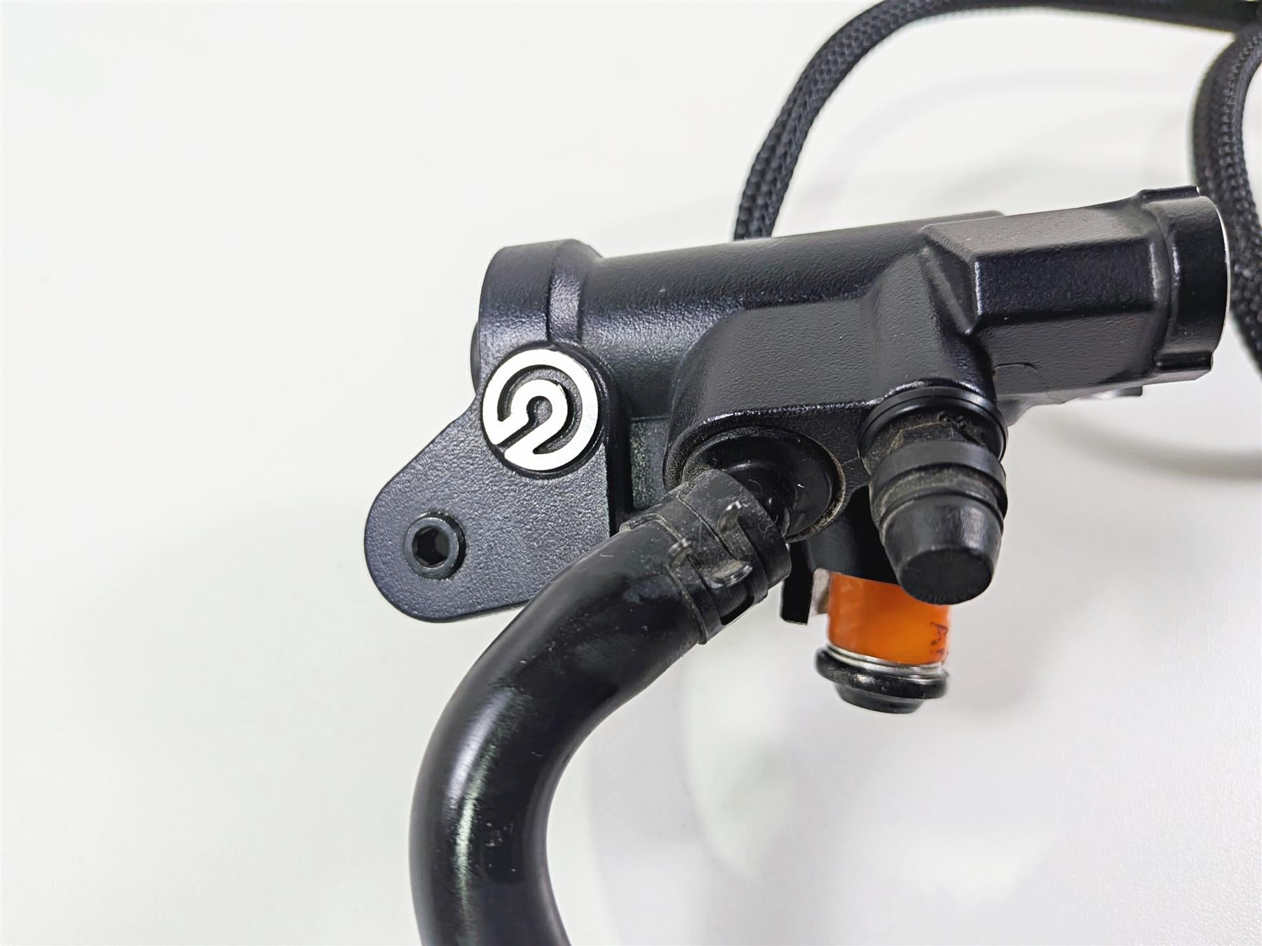 2023 Yamaha MT10 MTN1000 Front Radial Brake Pump Brembo B5Y-2583T-01-00 {{ shop.shopifyCountryName }} - Mototech271