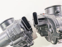 Load image into Gallery viewer, 2023 BMW R nineT Scrambler K23 Throttle Body Bodies Set 13549457019 13549457020
