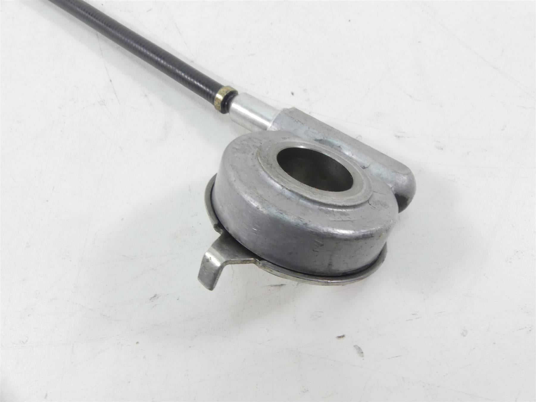 1993 Harley Dyna FXDL Low Rider Speedo Drive Gear Hub & Spinning Cable 67127-84 {{ shop.shopifyCountryName }} - Mototech271