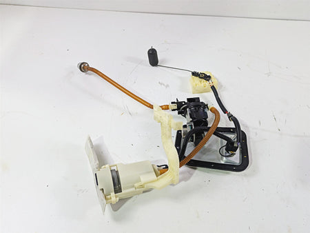 2014 Harley FLS Softail Slim Fuel Gas Petrol Pump - Tested 75252-11A 75284-08A {{ shop.shopifyCountryName }} - Mototech271