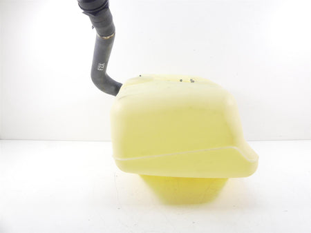 2018 Yamaha Waverunner VX 1800 Cruiser Plastic Fuel Gas Petrol Tank F2S-U7711-02 {{ shop.shopifyCountryName }} - Mototech271