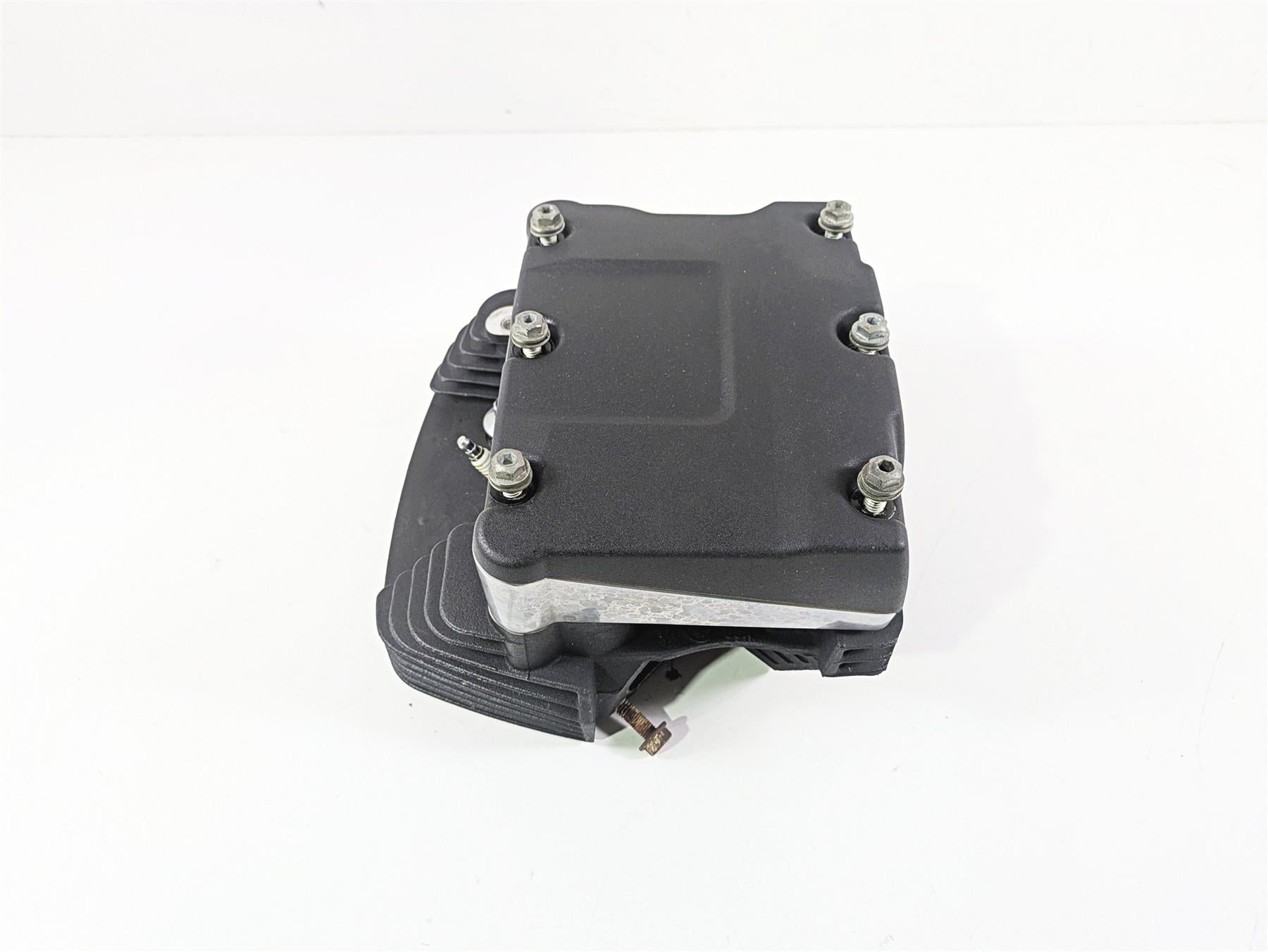 2014 Harley FXDF Dyna Fat Bob Rear Cylinderhead Cylinder Head Set 17179-06 {{ shop.shopifyCountryName }} - Mototech271
