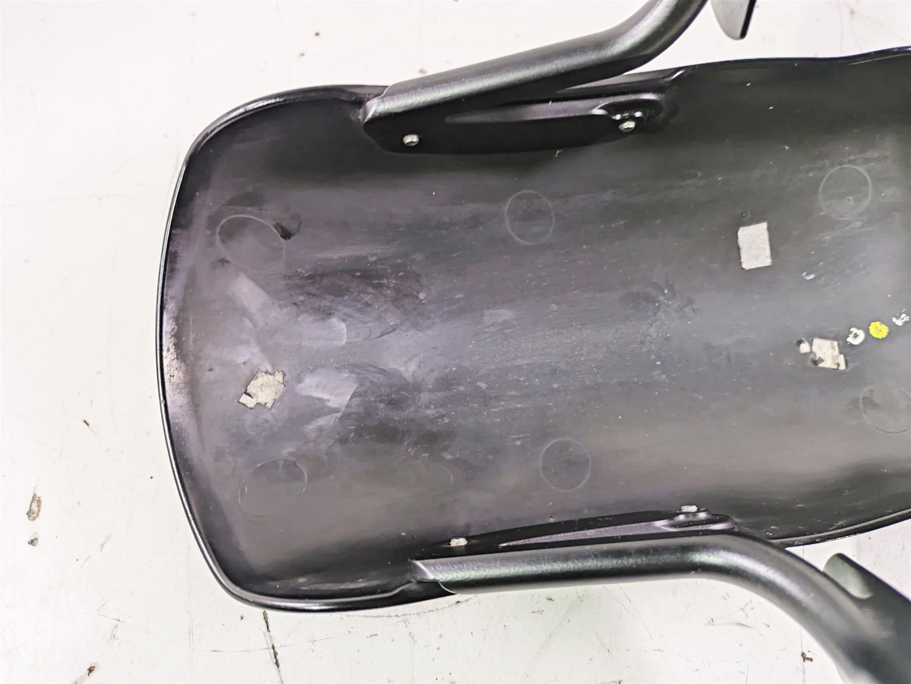 2012 Harley VRSCF Muscle V Rod Front Fender & Bracket 59024-09 {{ shop.shopifyCountryName }} - Mototech271