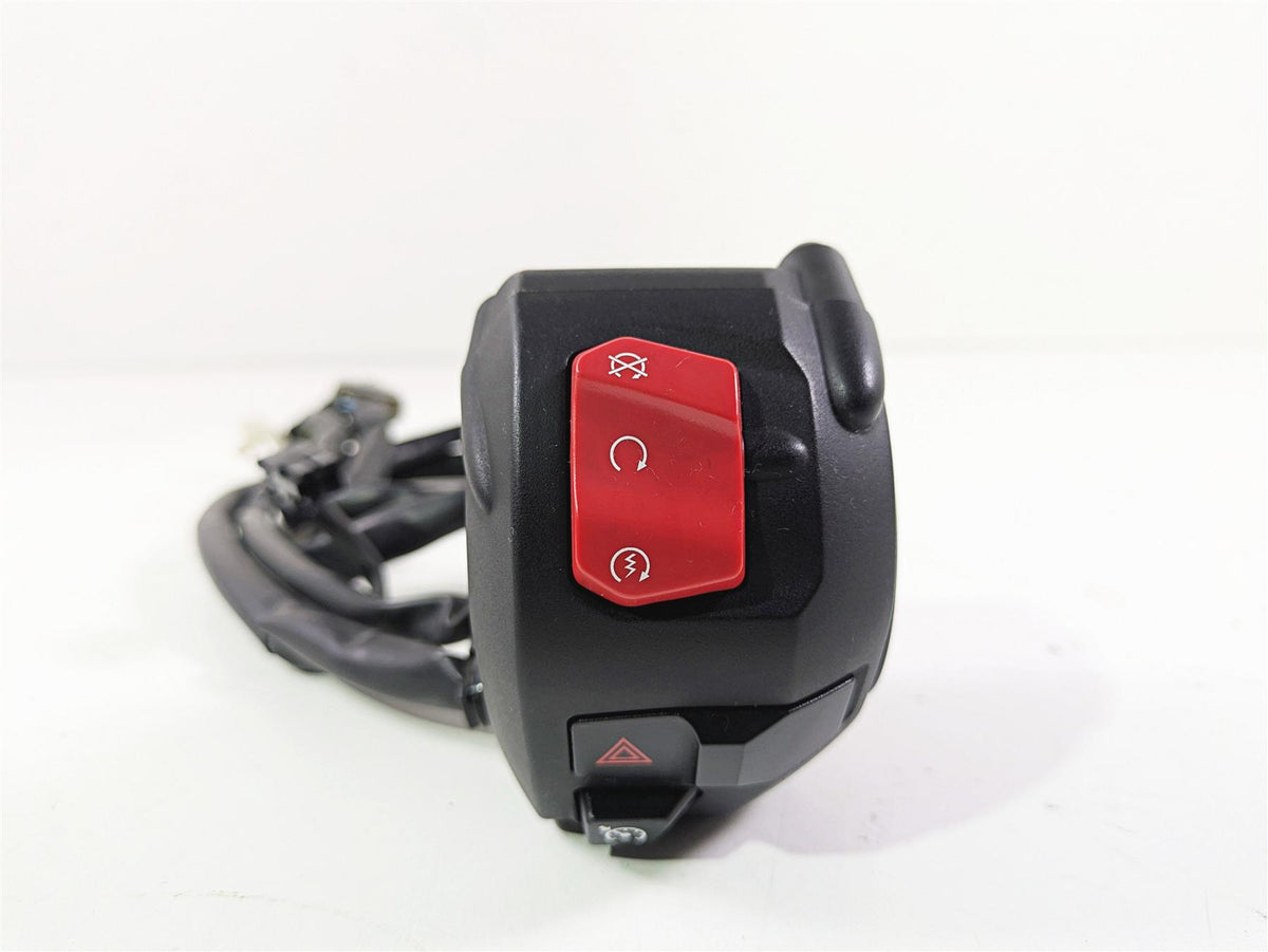 2020 Suzuki V-Strom 1050 XT Right Hand Start Stop Control Switch 57100-06L00 {{ shop.shopifyCountryName }} - Mototech271