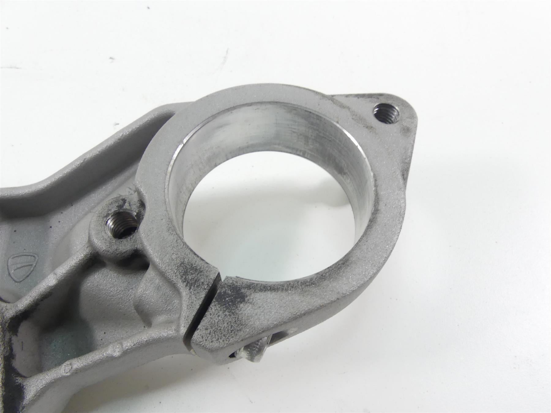 2017 Ducati 939 S Supersport Upper Triple Tree Steering Clamp 34111461AA {{ shop.shopifyCountryName }} - Mototech271