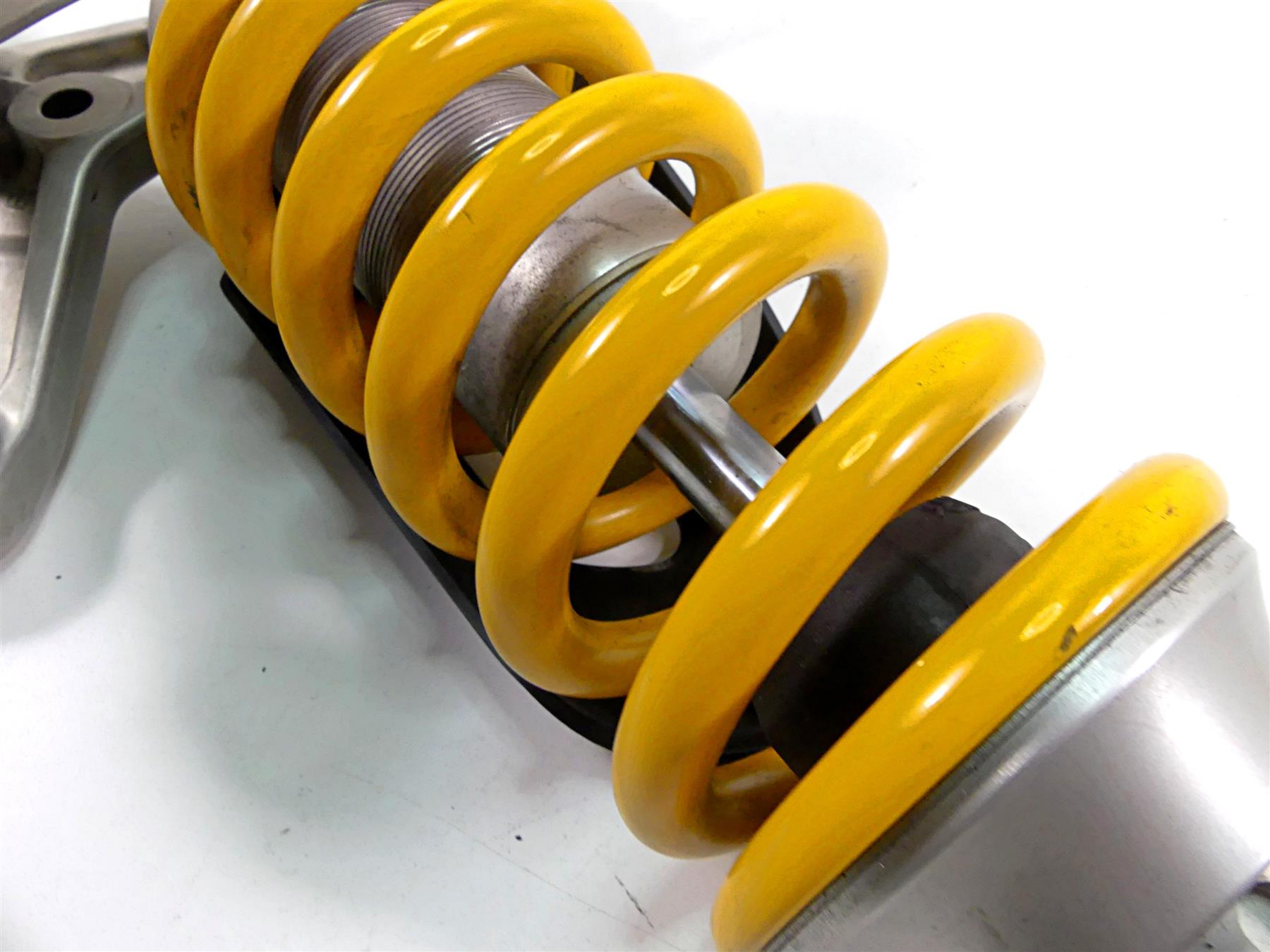 2012 Ducati Panigale 1199S Rear Ohlins TTX Suspension Shock & Linkage 36521031A {{ shop.shopifyCountryName }} - Mototech271