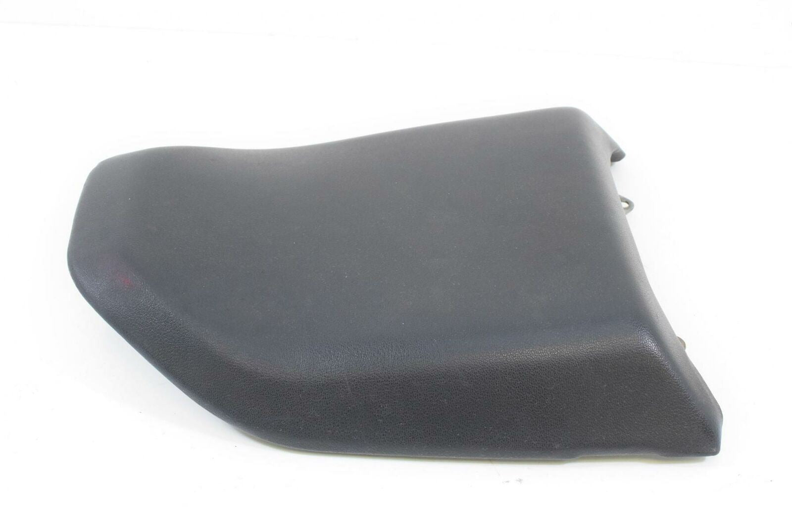 1998 Suzuki GSXR1100 GSXR 1100 Rear Passenger Seat Saddle 45300-46E00-58R {{ shop.shopifyCountryName }} - Mototech271