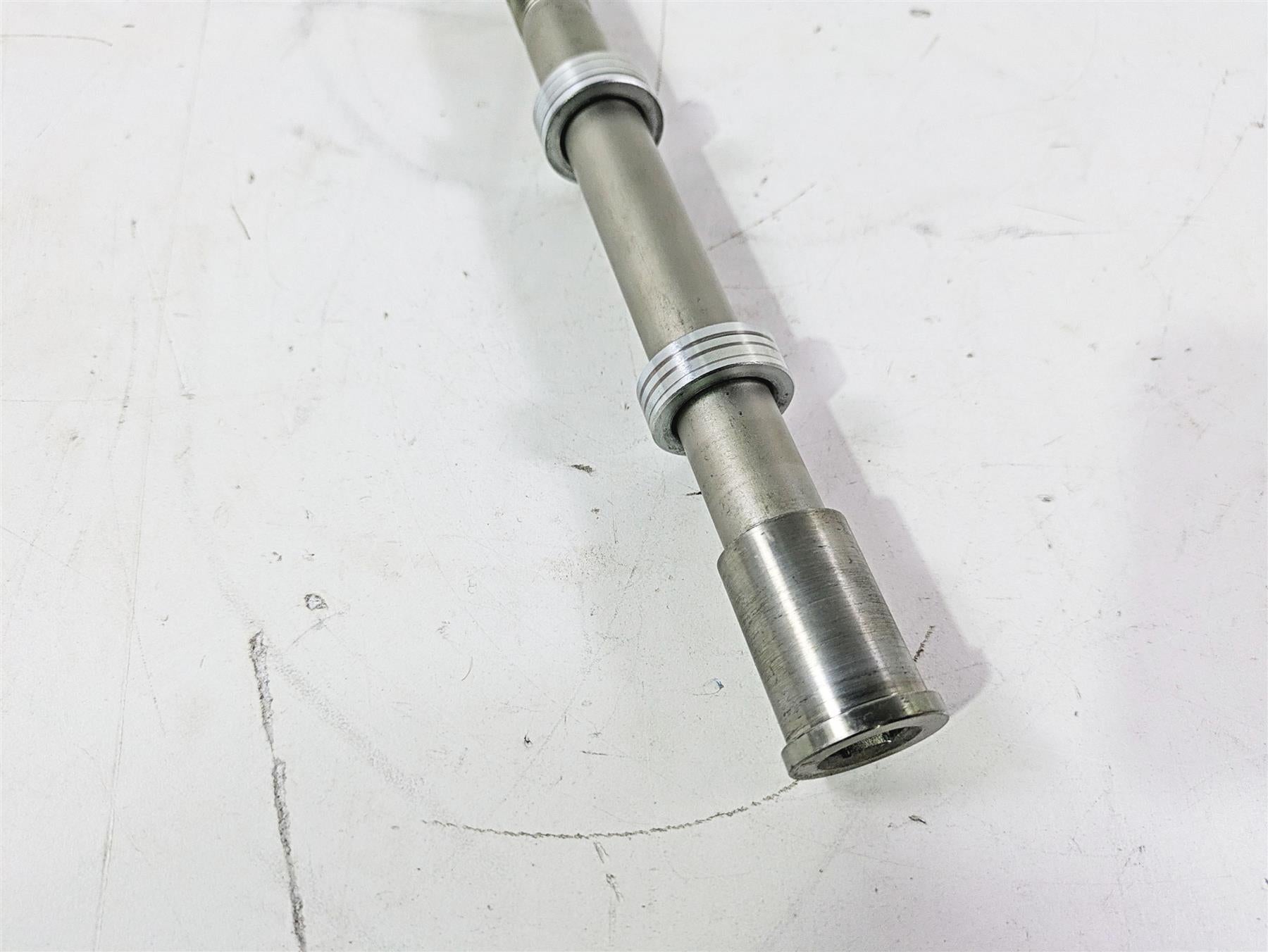 2022 Kawasaki ZR900RS Cafe Straight Front Wheel Spindle Axle 20mm 41068-0618 {{ shop.shopifyCountryName }} - Mototech271