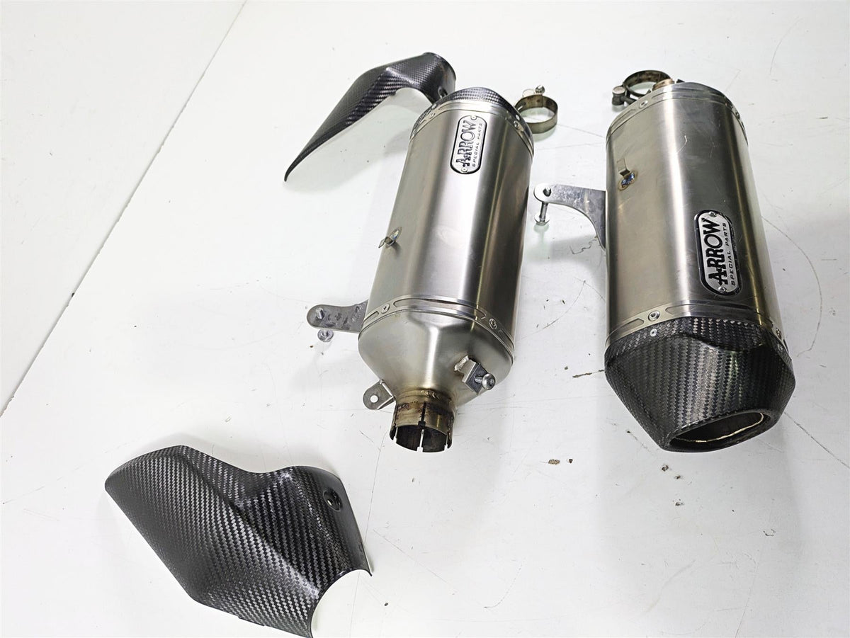 2019 Triumph Speed Triple RS 1050 Arrow Exhaust Pipe Muffler Silencer T2203346 {{ shop.shopifyCountryName }} - Mototech271