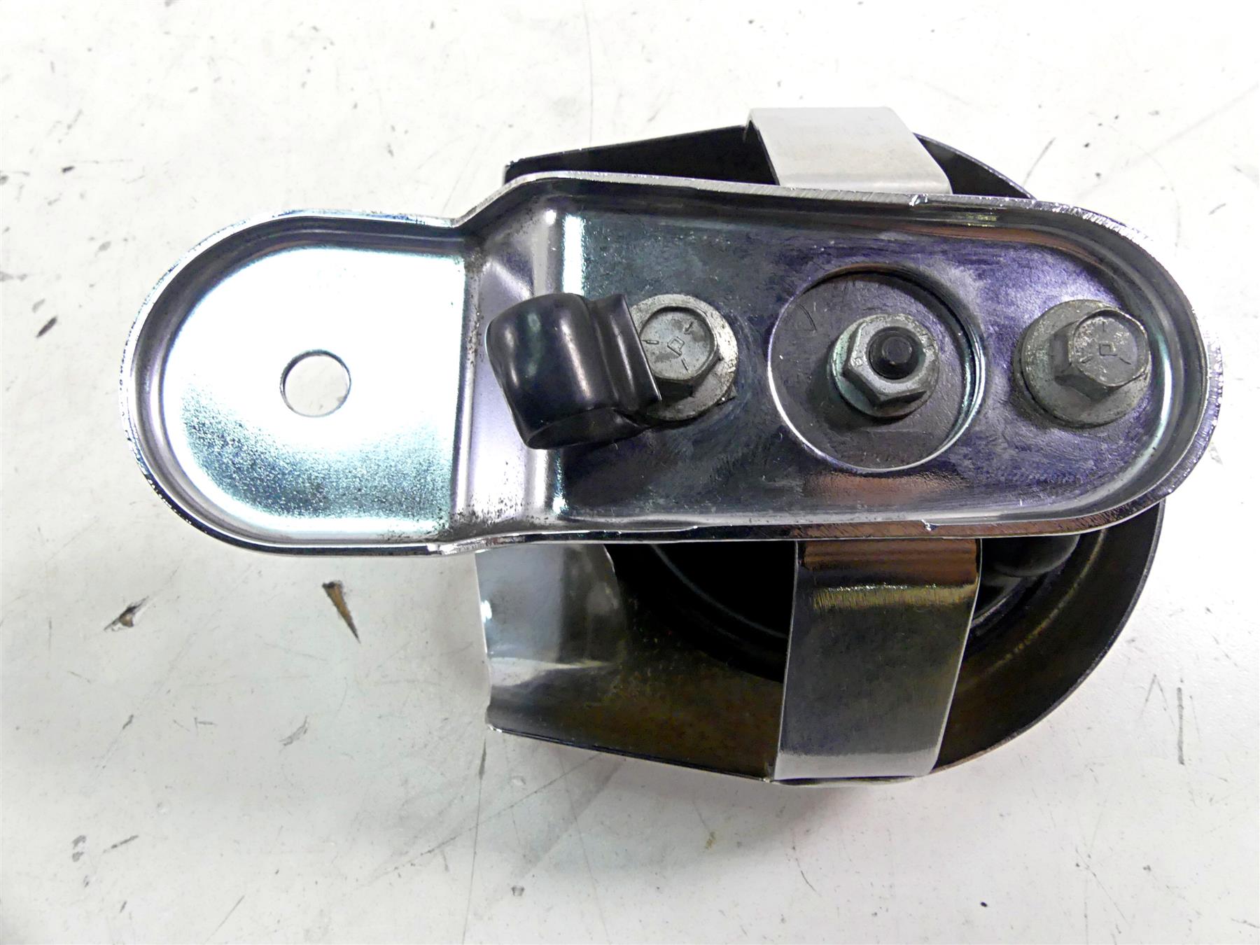 2015 Harley Touring FLHXS Street Glide Horn & Chrome Cover 61300478A {{ shop.shopifyCountryName }} - Mototech271