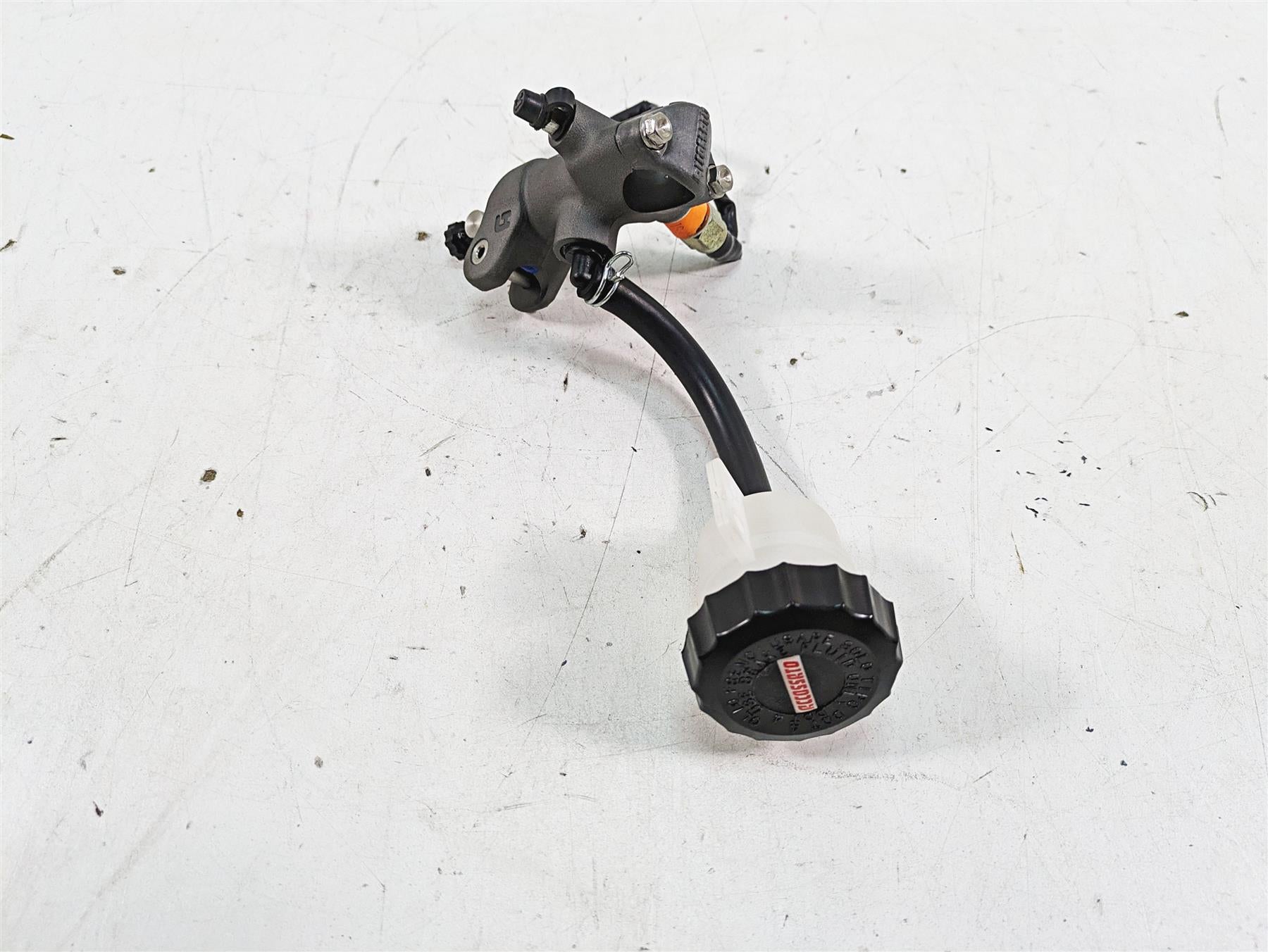 2013 MV Agusta F3 675 ERA Accossato Radial Brake Master Cylinder 19x18 CY023 {{ shop.shopifyCountryName }} - Mototech271