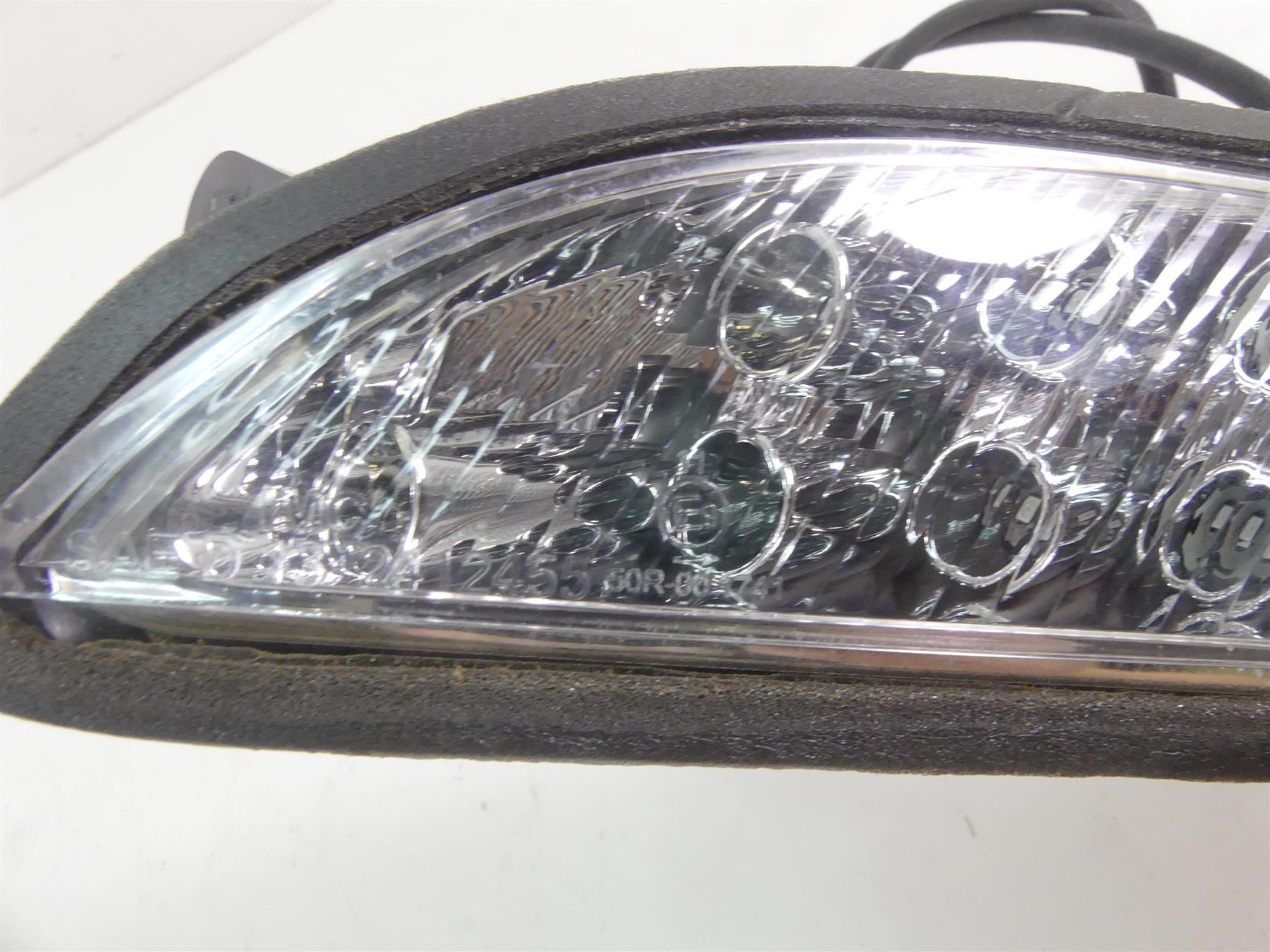 2016 Indian Chieftain Dark Horse Right Front Led Blinker Turn Signal 2412455 {{ shop.shopifyCountryName }} - Mototech271