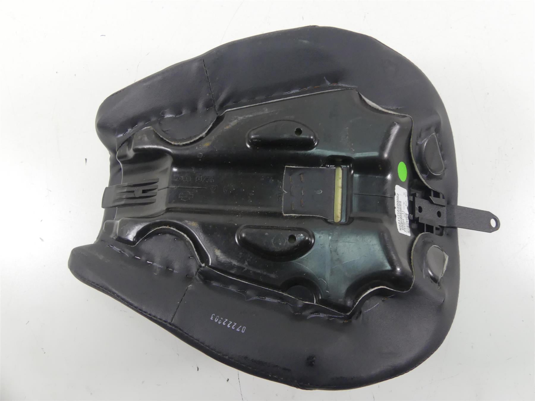2010 Harley FXDWG Dyna Wide Glide Front Driver Rider Seat Saddle 54384-11 {{ shop.shopifyCountryName }} - Mototech271