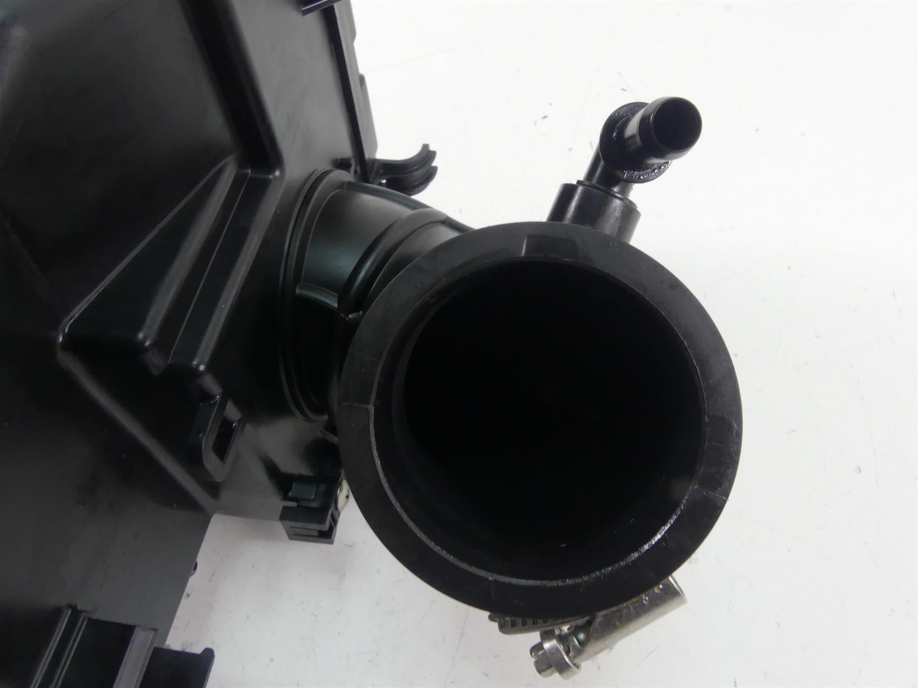 2017 Yamaha Waverunner EX Sport 1050 BS Air Filter Box Breather 6EY-14410-00-00 {{ shop.shopifyCountryName }} - Mototech271