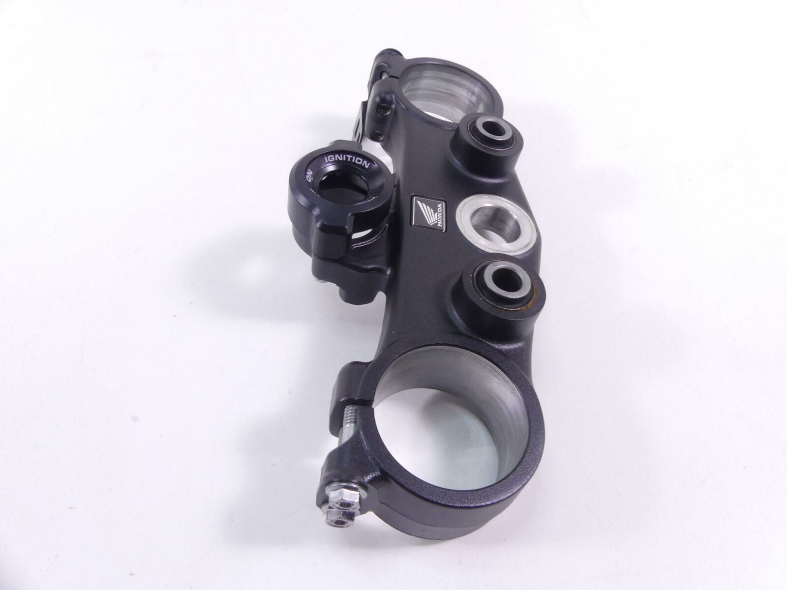 2018 Honda CRF1000 Africa Twin Upper Triple Tree 57mm 53300-MJP-G50 {{ shop.shopifyCountryName }} - Mototech271