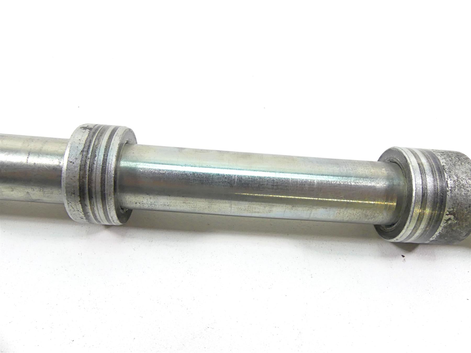 2002 Honda VTX1800 R Front Wheel Spindle Axle 20mm 44301-MZ0-A40 {{ shop.shopifyCountryName }} - Mototech271