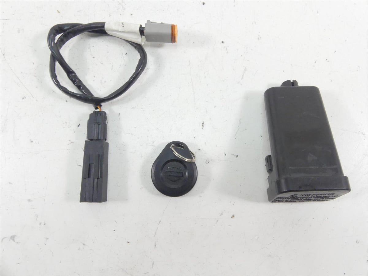2012 Harley VRSCF Muscle Rod Tssm Turn Signal Security Module + Fob Key 69976-08 {{ shop.shopifyCountryName }} - Mototech271