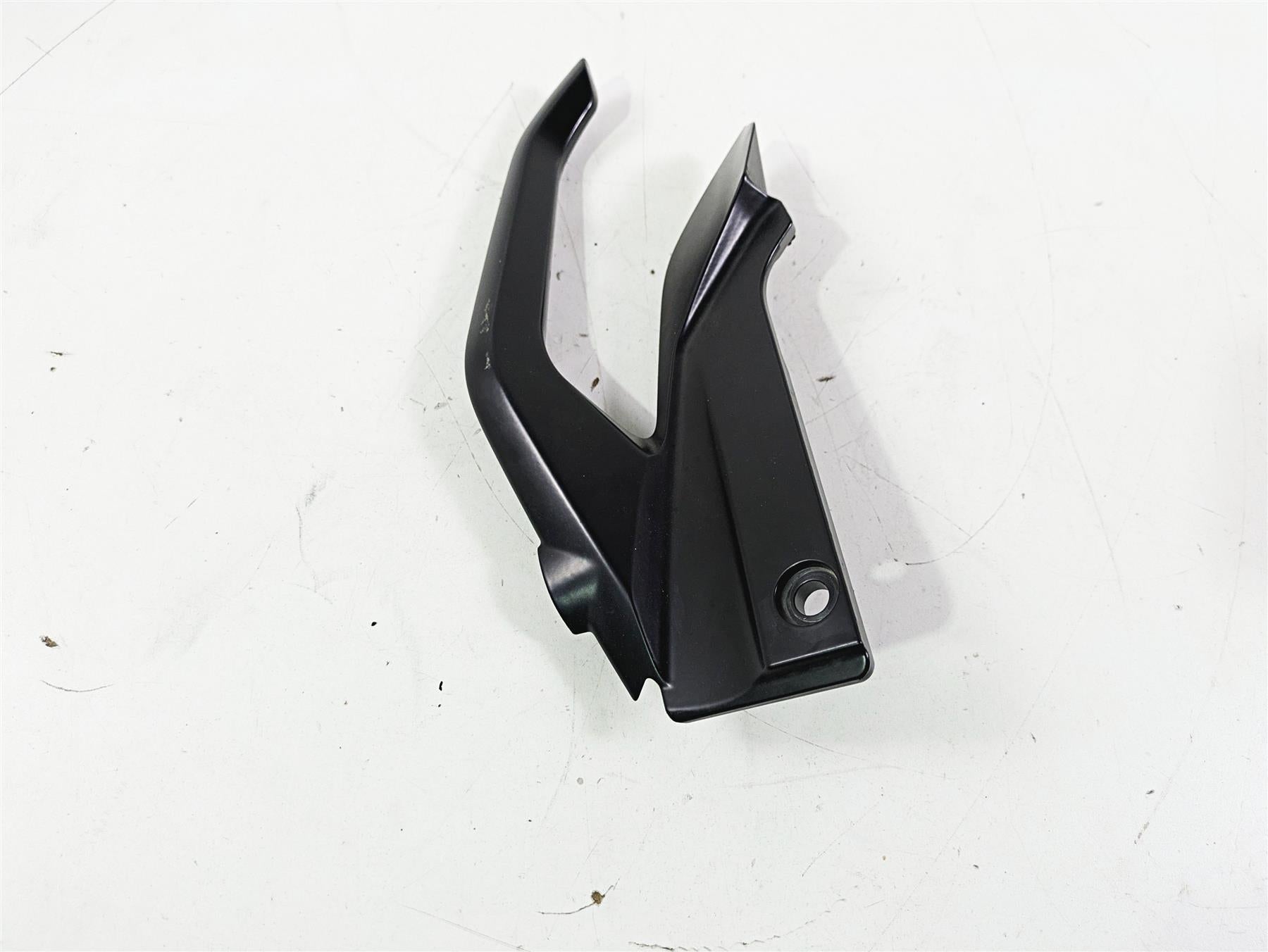 2016 BMW R1200RS K54 Right Rear Passenger Grab Handle Set 46548533762 {{ shop.shopifyCountryName }} - Mototech271
