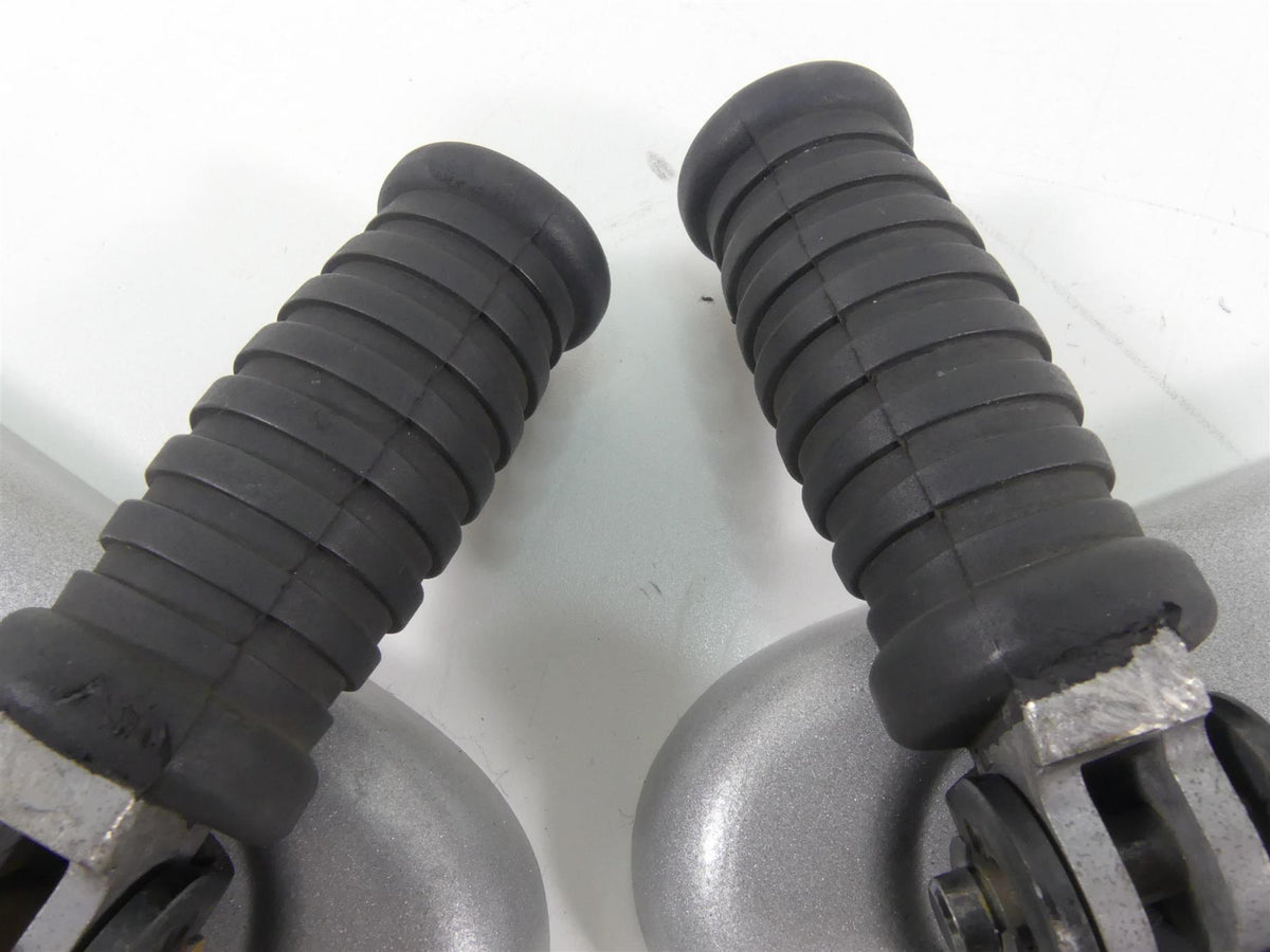 2002 Triumph Bonneville America Rear Passenger Footpeg Foot Peg Set T2081040 {{ shop.shopifyCountryName }} - Mototech271