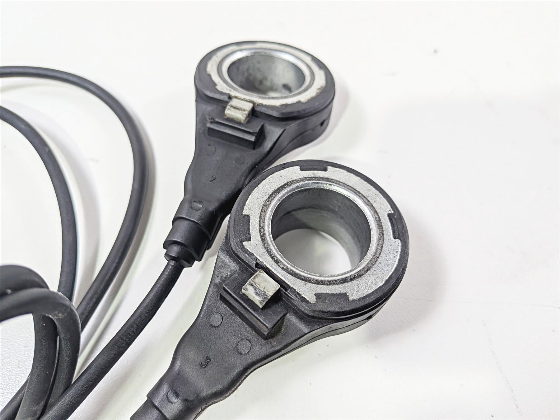 2020 Harley Touring FLTRK Road Glide Front Rear Abs Wheel Speed Sensors 32700015 {{ shop.shopifyCountryName }} - Mototech271