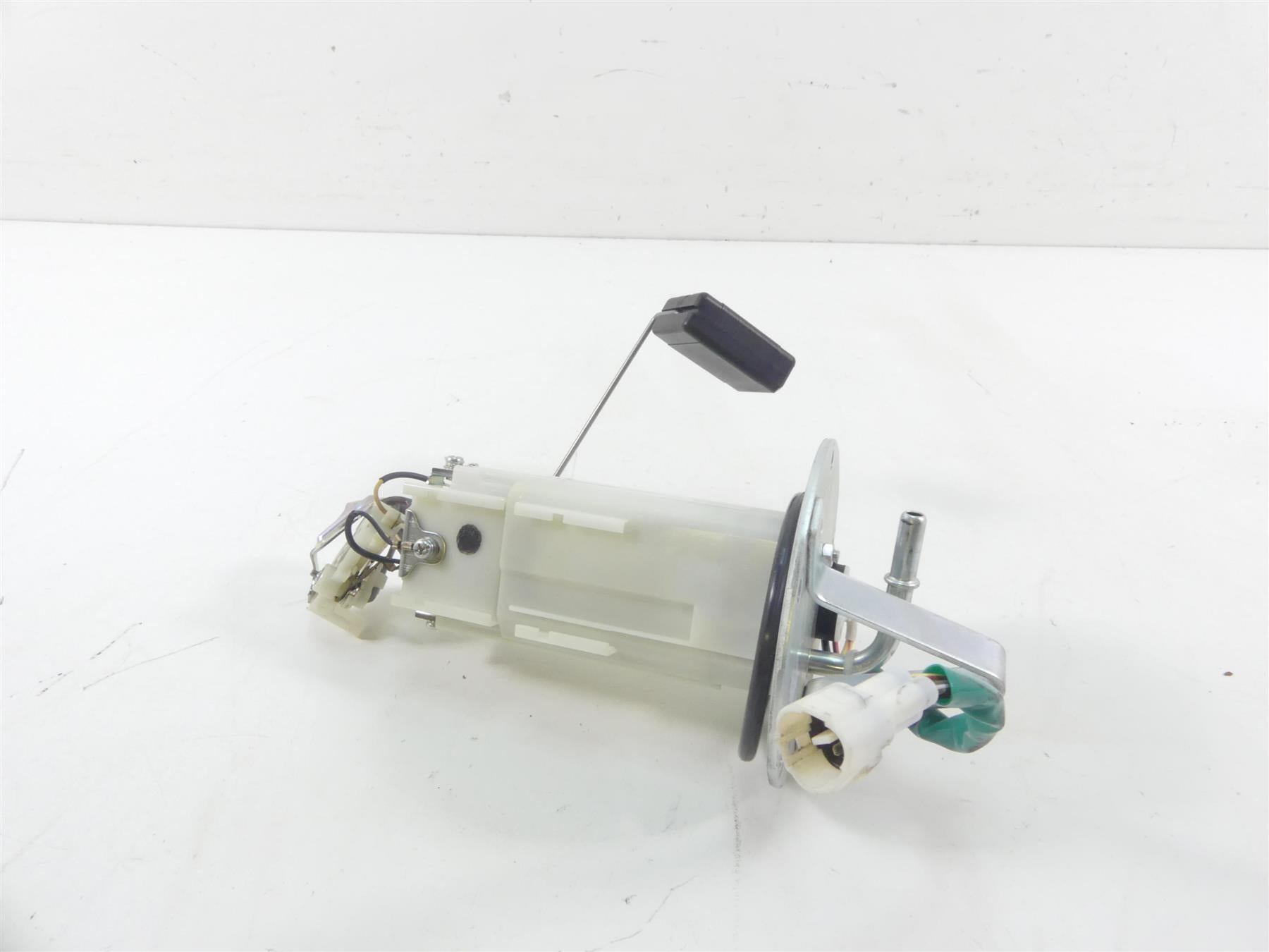 2020 Suzuki GSX1300 R Hayabusa Fuel Gas Petrol Pump - Read 15100-15H11 {{ shop.shopifyCountryName }} - Mototech271