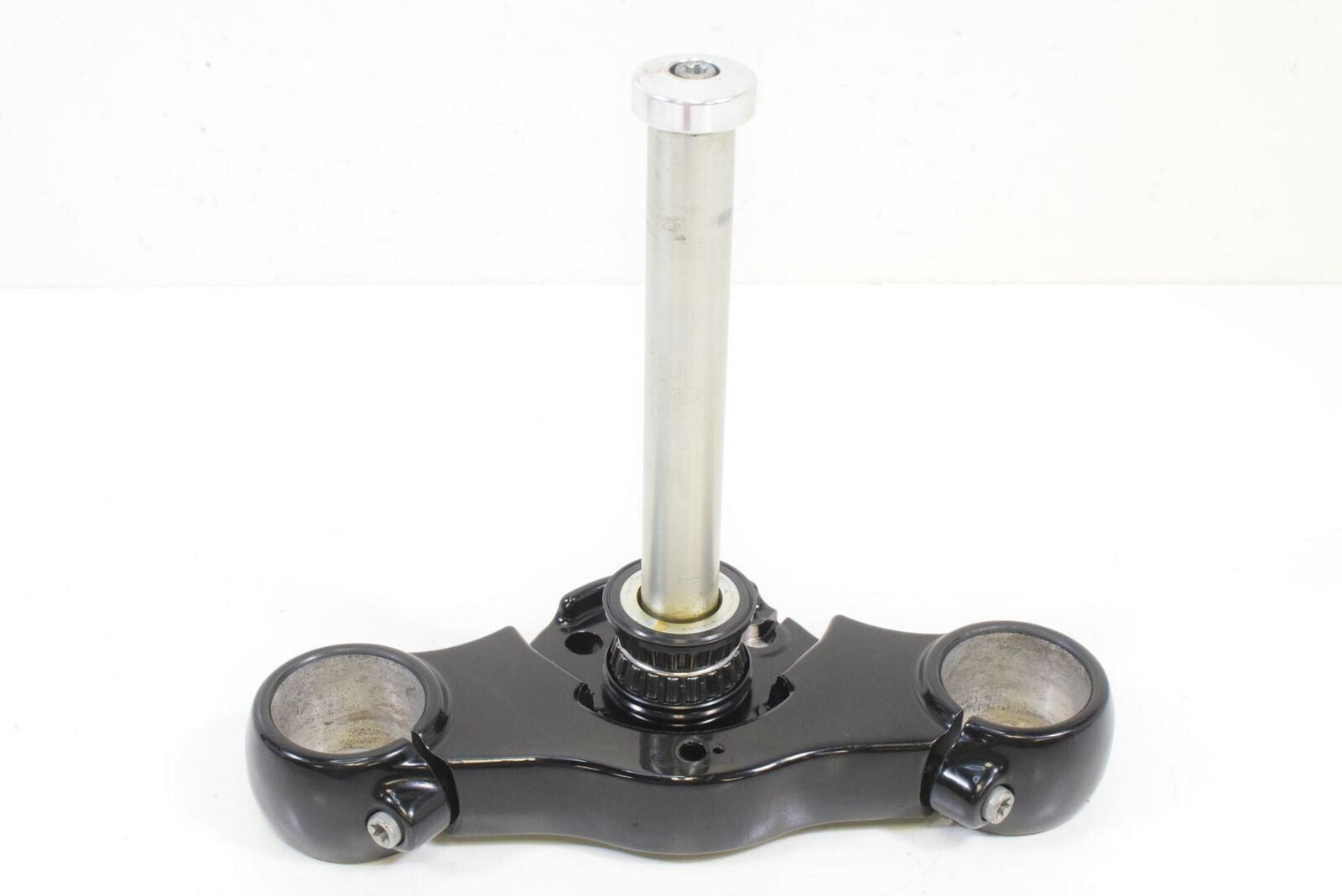 2018 Harley FXBB Street Bob Softail Lower Triple Tree Steering Yoke 45900170 {{ shop.shopifyCountryName }} - Mototech271