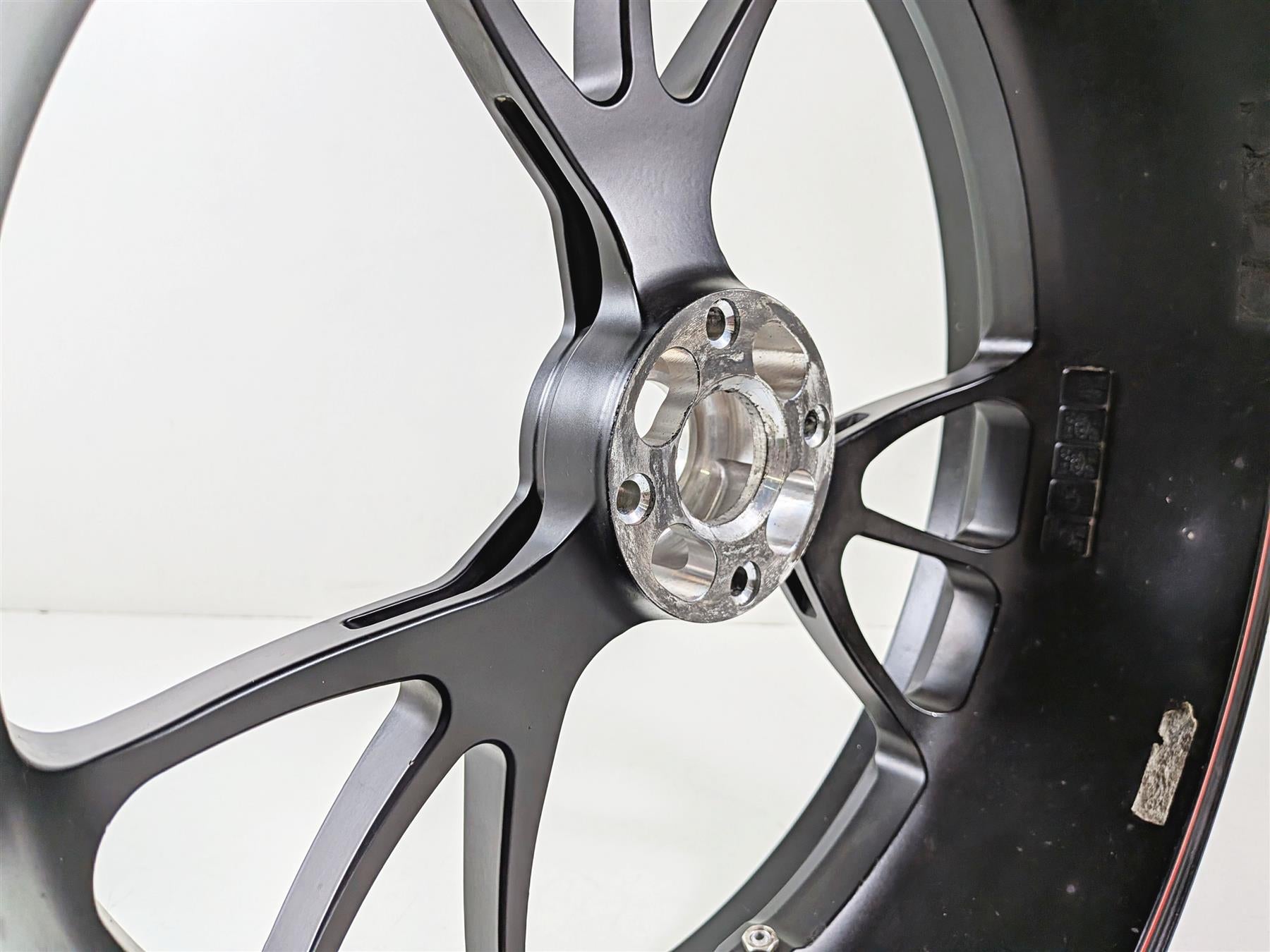 2016 Ducati Hypermotard 939 SP Marchesini 17x5.5 Rear Wheel Rim 50221561AB-Mototech271