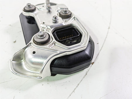 2019 Triumph Speed Triple RS 1050 Speedometer Dash Instrument 25K Tft T2508462 {{ shop.shopifyCountryName }} - Mototech271