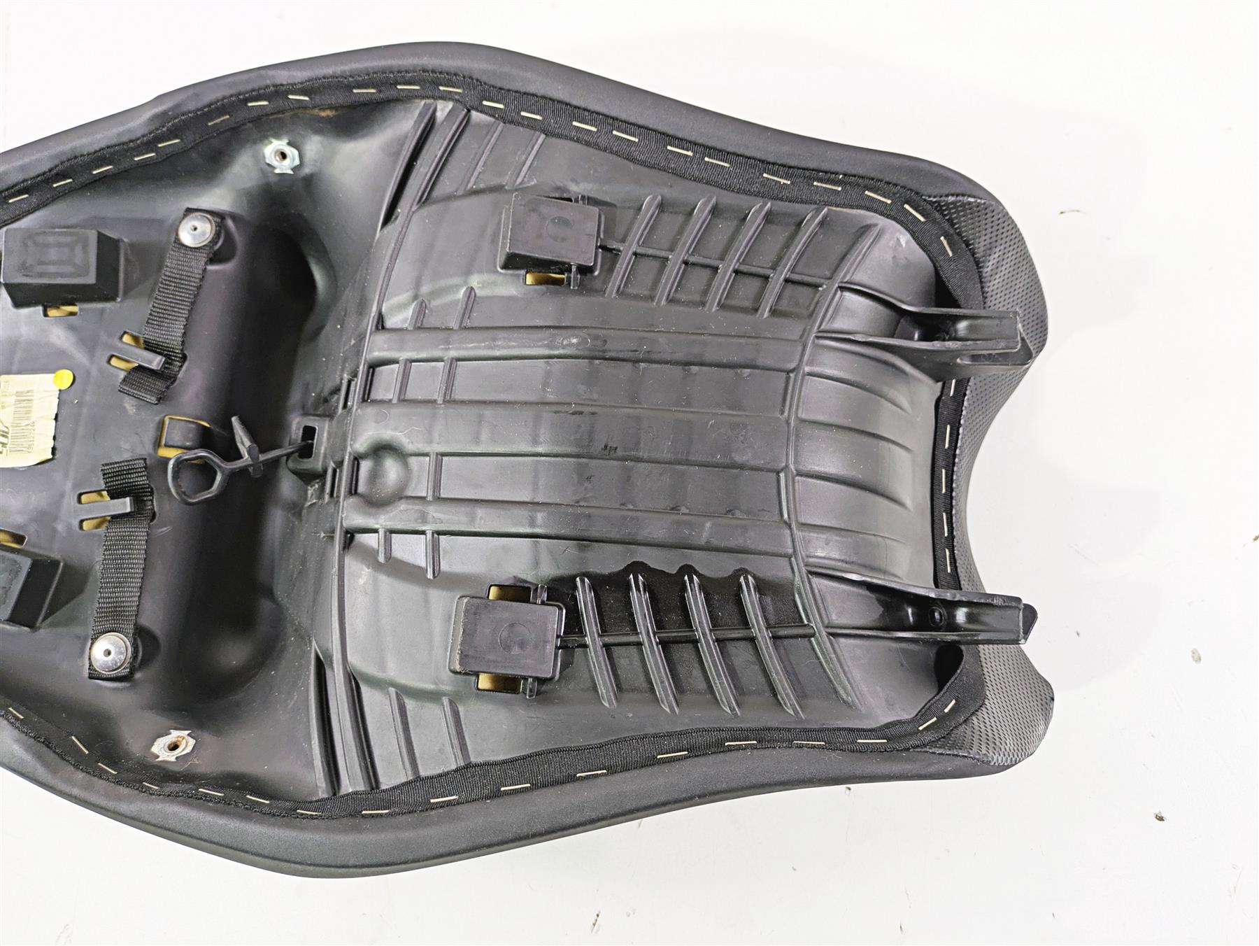 2016 Ducati Monster 1200 S Seat Saddle - Normal Wear - No Tears 59512224A {{ shop.shopifyCountryName }} - Mototech271