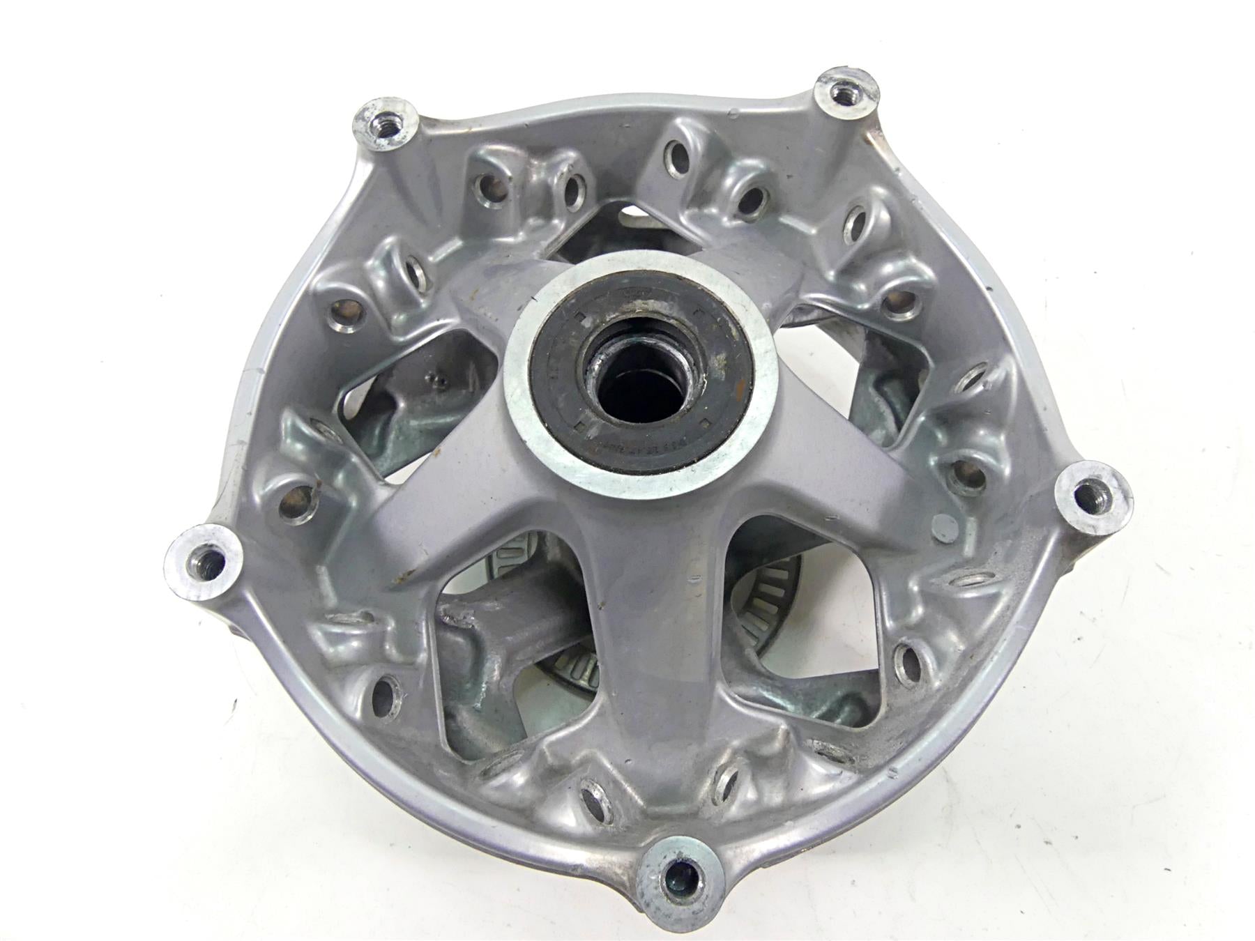 2014 BMW R1200GS K50 19x3 Spoke Front Wheel Hub Silver 36318526657 {{ shop.shopifyCountryName }} - Mototech271
