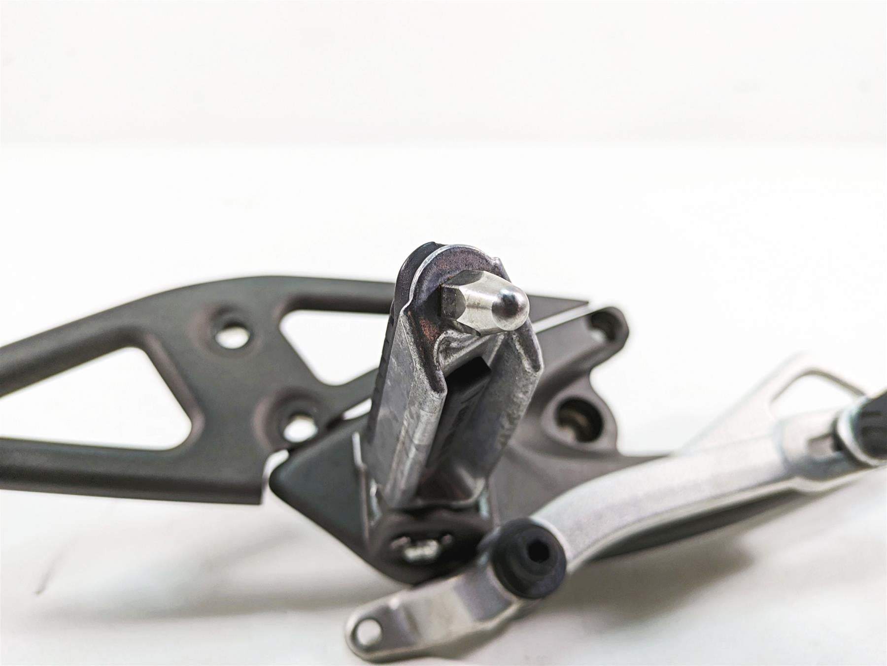 2008 Buell 1125 R Right Foot Peg Brake Pedal Set N0401.1AMEYCP N0530.1AM {{ shop.shopifyCountryName }} - Mototech271