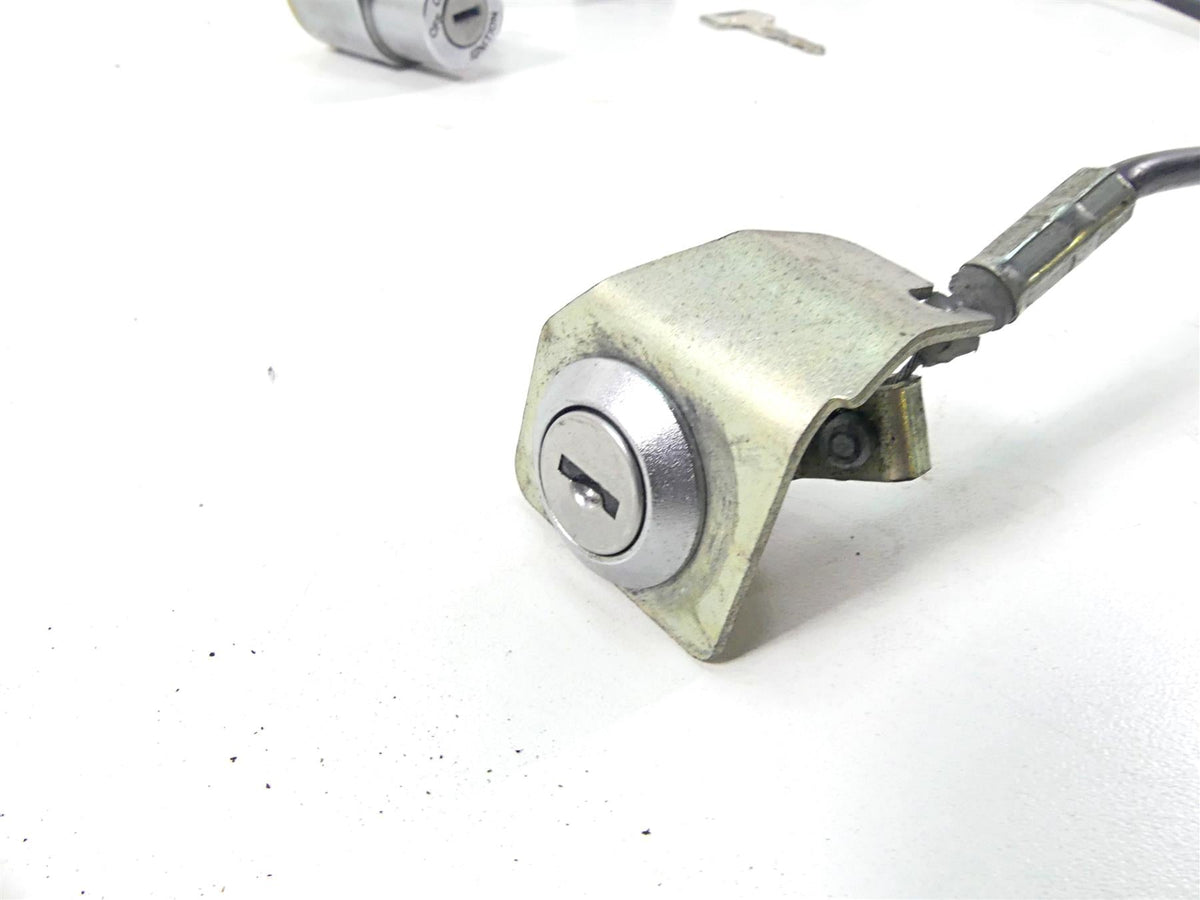 2008 Suzuki M109R VZR1800 Ignition Switch Key Lock Tank Cap Set 37000-48860 {{ shop.shopifyCountryName }} - Mototech271