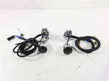 Load image into Gallery viewer, 2007 Harley FXDWG Dyna Wide Glide Chrome Control Switch Blinker Set 71682-06A | Mototech271
