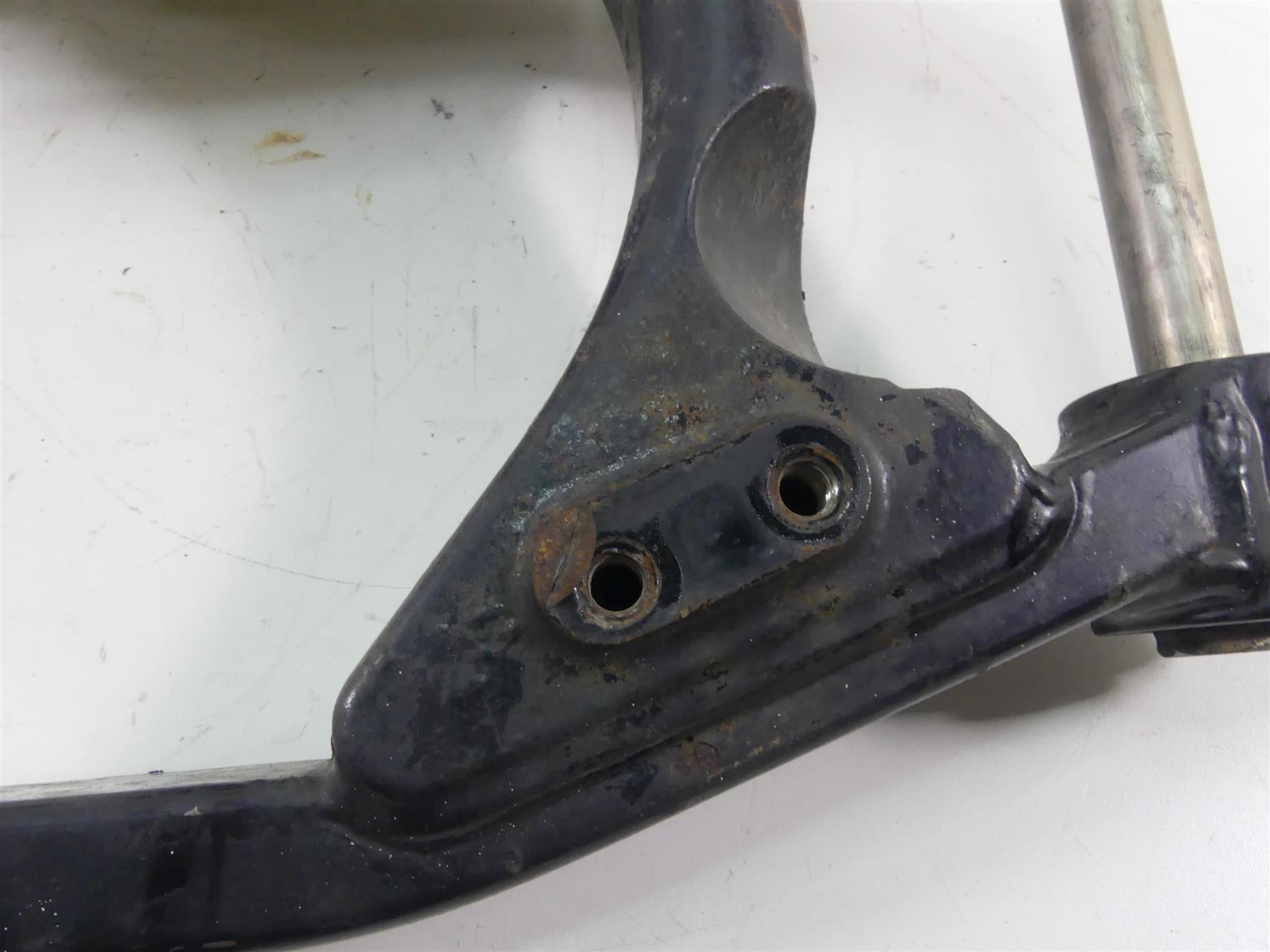2011 Harley FXDWG Dyna Wide Glide Straight Rear Swingarm + 25mm Axle 47820-10 {{ shop.shopifyCountryName }} - Mototech271