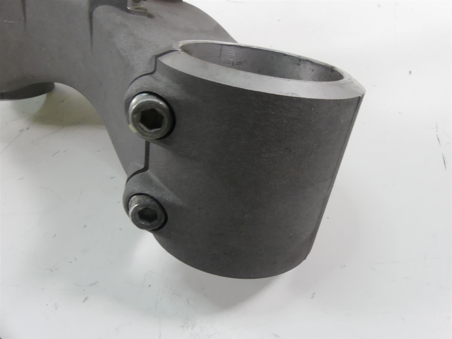 2006 Ducati 999 Biposto Lower Triple Tree Steering Yoke - Read 34210101A {{ shop.shopifyCountryName }} - Mototech271