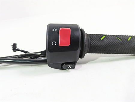 2021 Kawasaki Z900 ZR900 Right Hand Control Switch Throttle Grip Set 46091-0500 {{ shop.shopifyCountryName }} - Mototech271